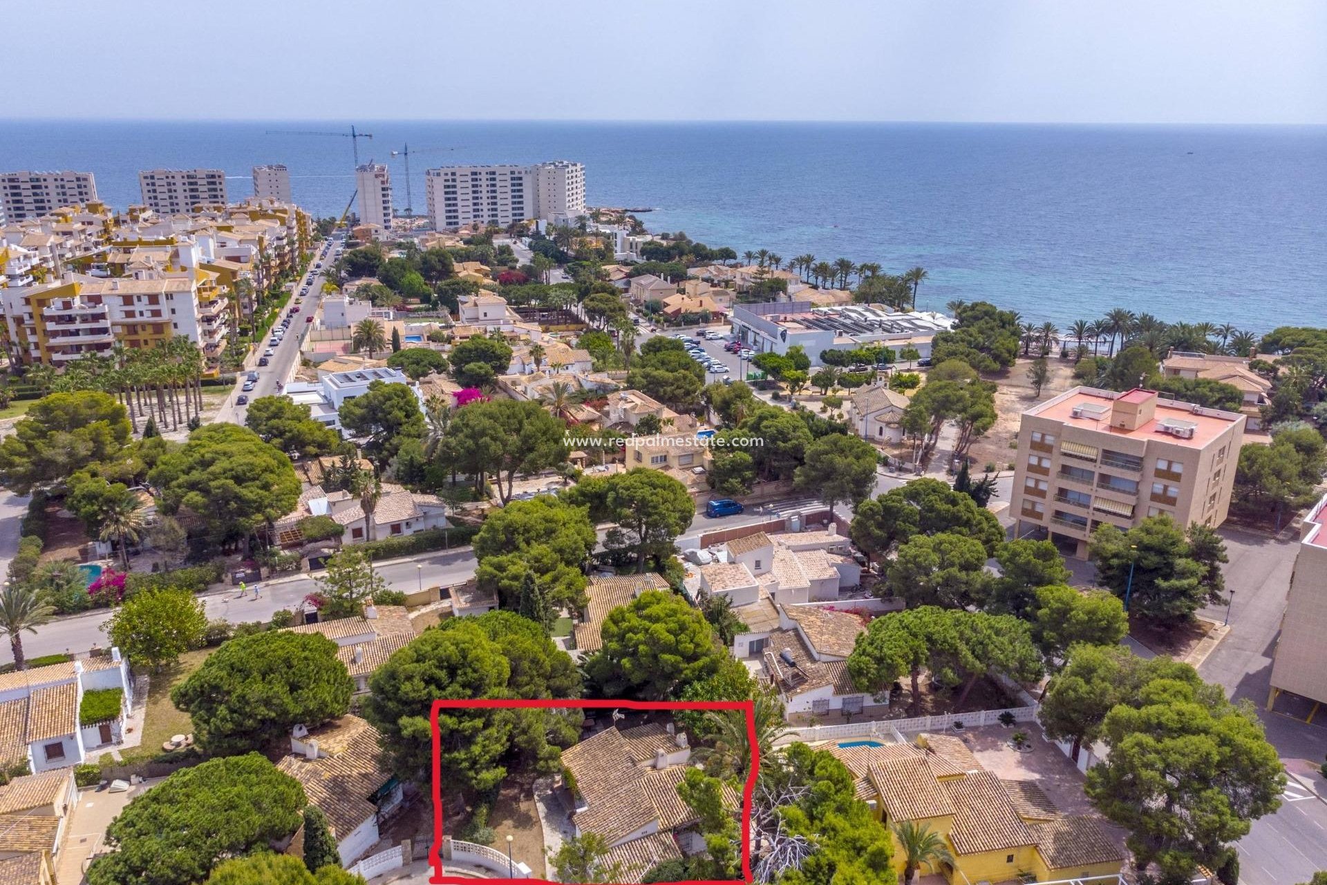 Herverkoop - Villa -
Orihuela Costa - Punta Prima