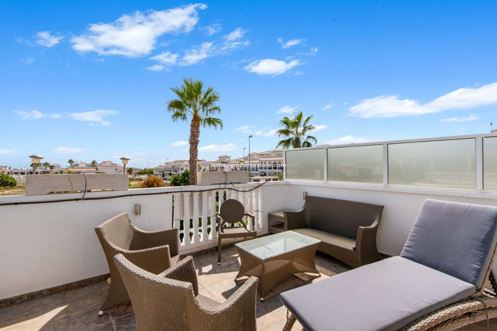 Herverkoop - Villa -
Orihuela Costa - Punta Prima