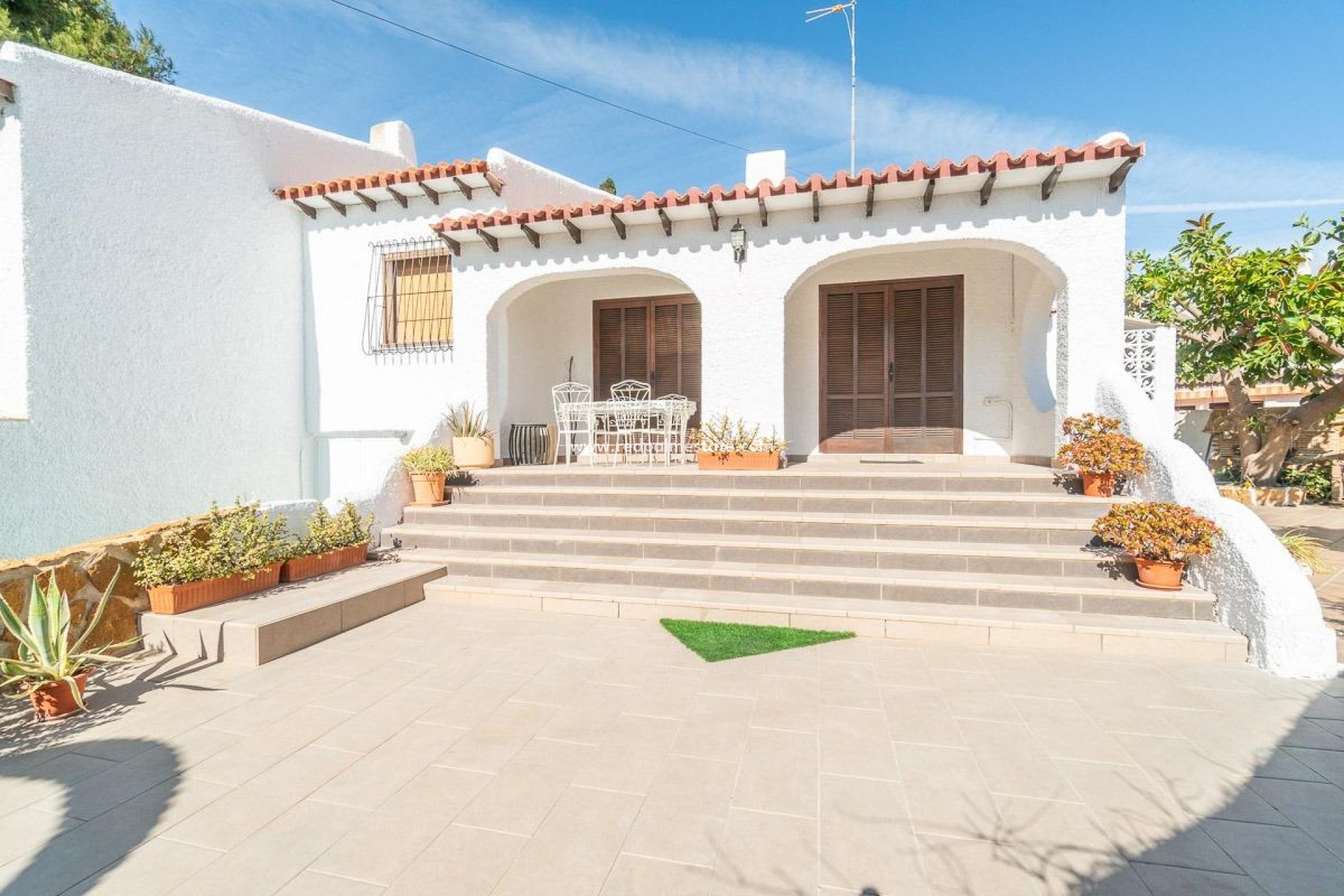 Herverkoop - Villa -
Orihuela Costa - Punta Prima