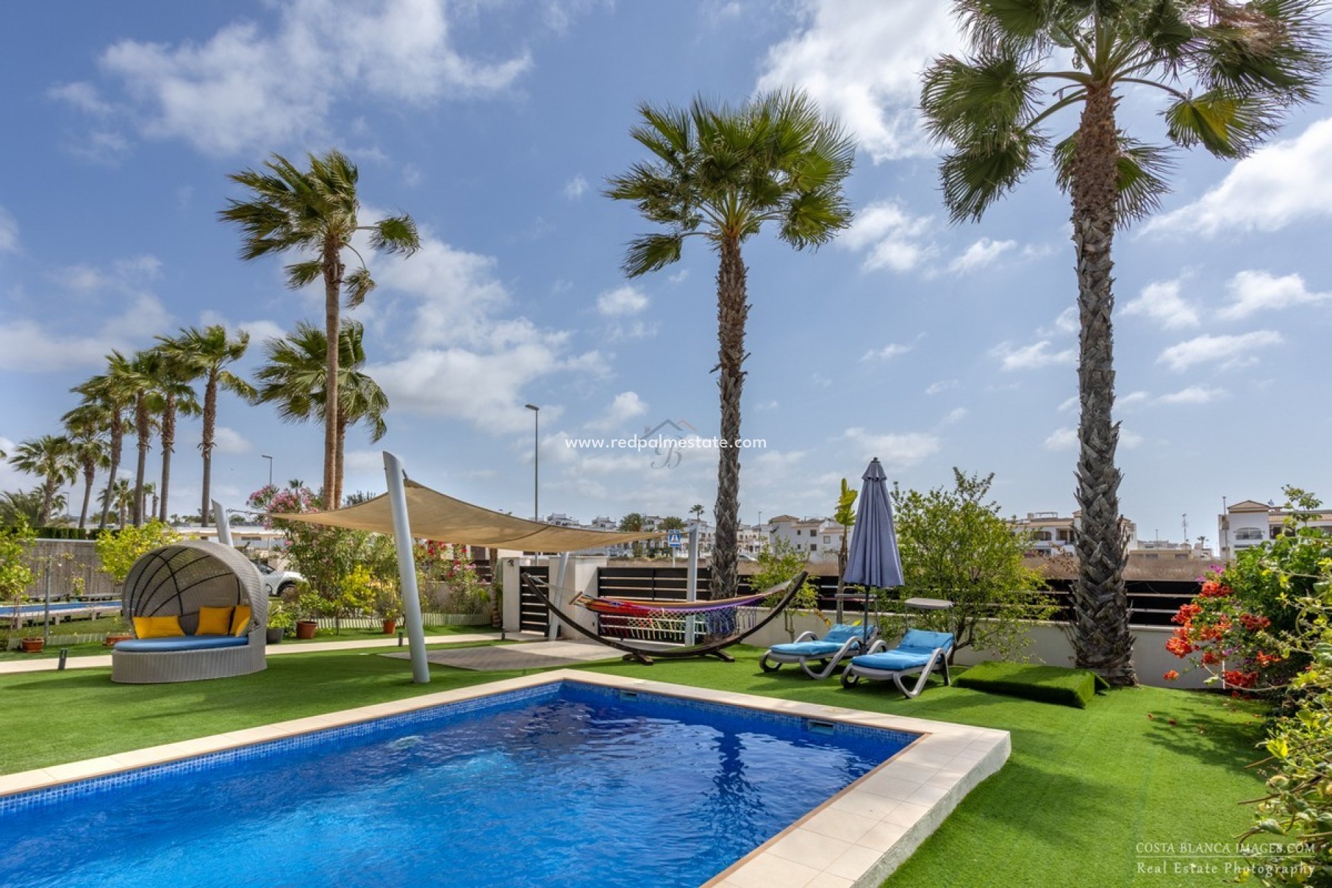 Herverkoop - Villa -
Orihuela Costa - Vistabella Golf