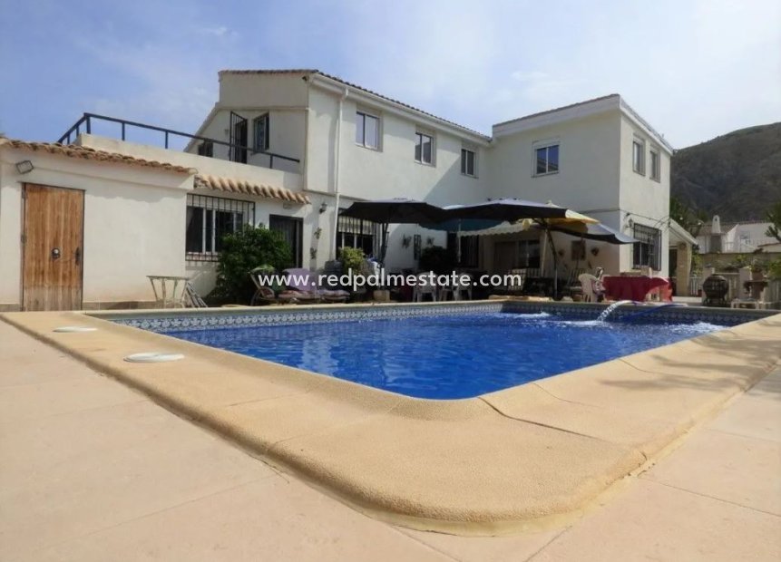 Herverkoop - Villa -
Orxeta - Costa Blanca
