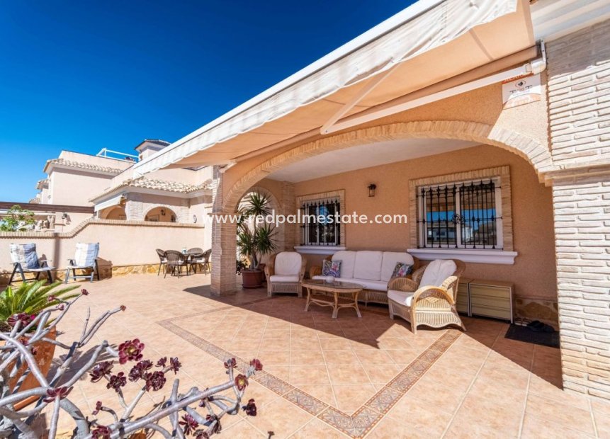 Herverkoop - Villa -
Pilar de la Horadada - Costa Blanca