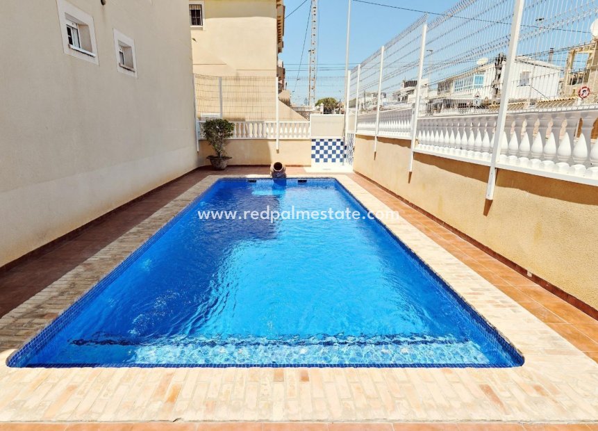 Herverkoop - Villa -
Torrevieja - Cabo cervera