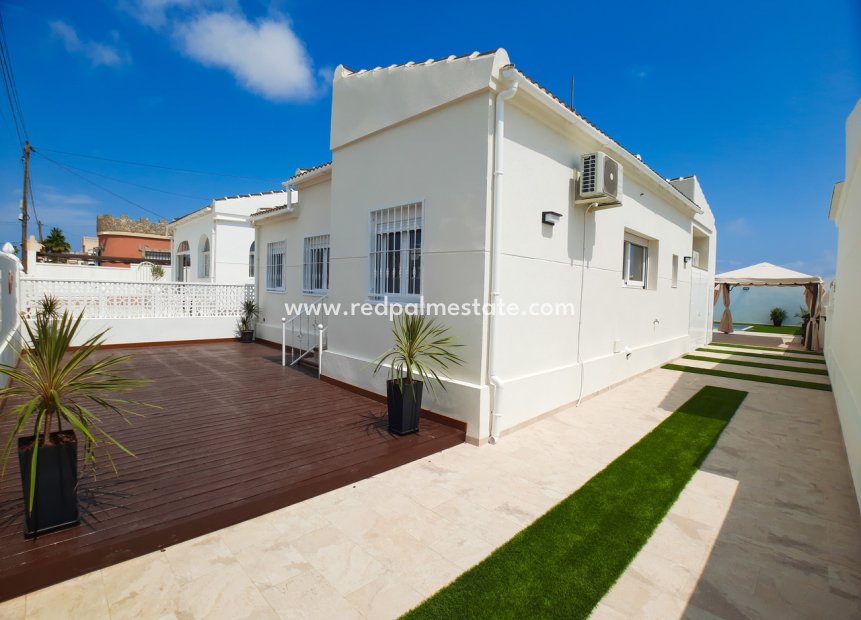 Herverkoop - Villa -
Torrevieja - Costa Blanca