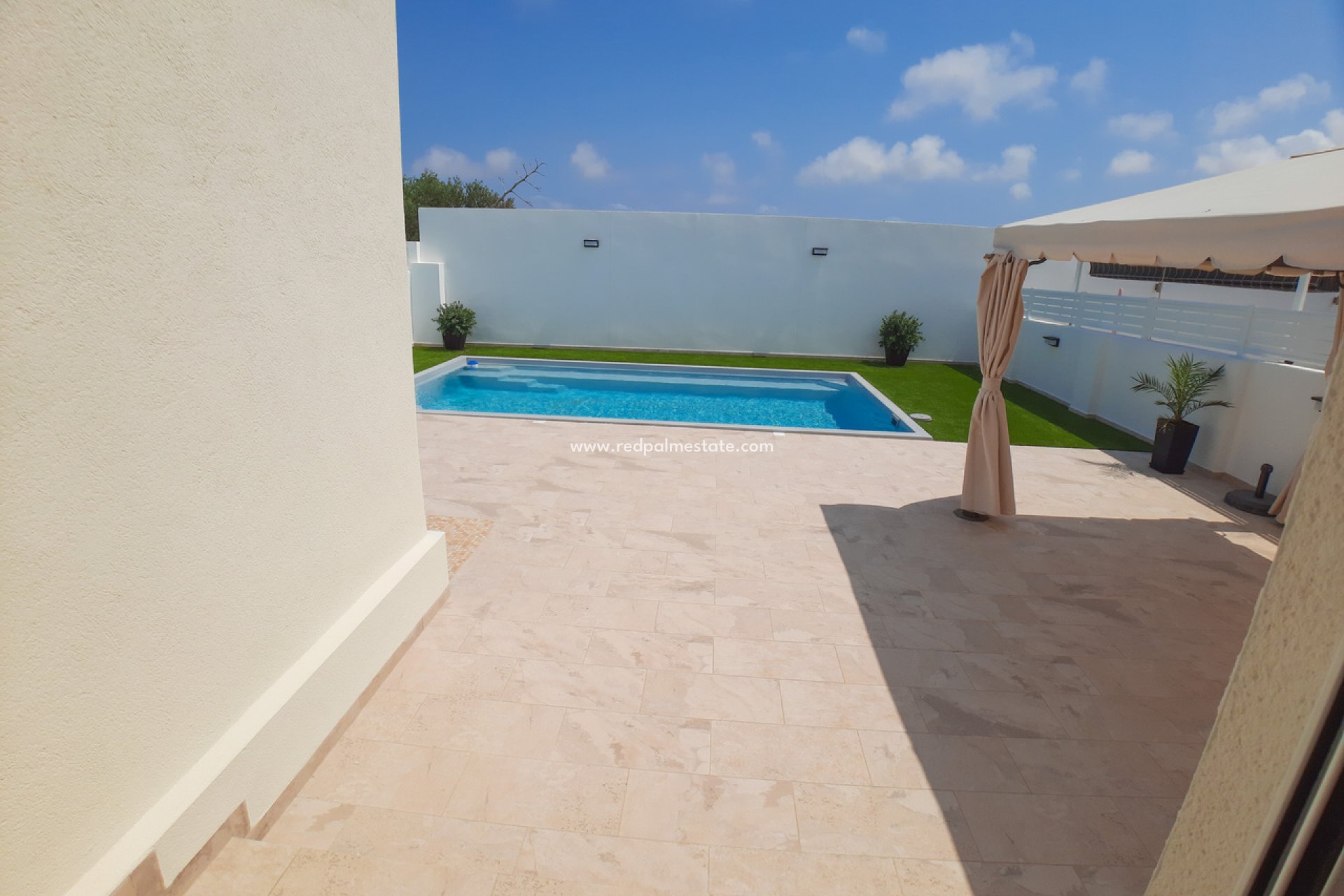 Herverkoop - Villa -
Torrevieja - Costa Blanca