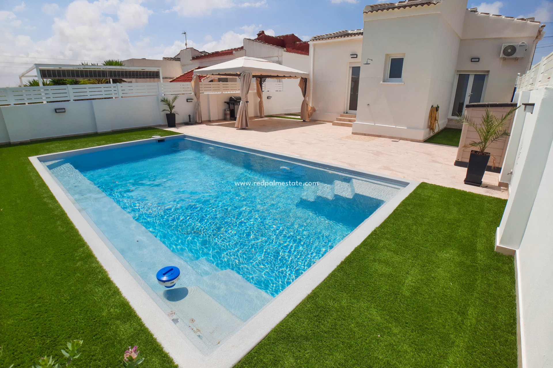 Herverkoop - Villa -
Torrevieja - Costa Blanca