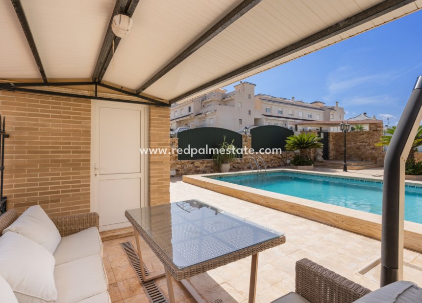 Herverkoop - Villa -
Torrevieja - Costa Blanca