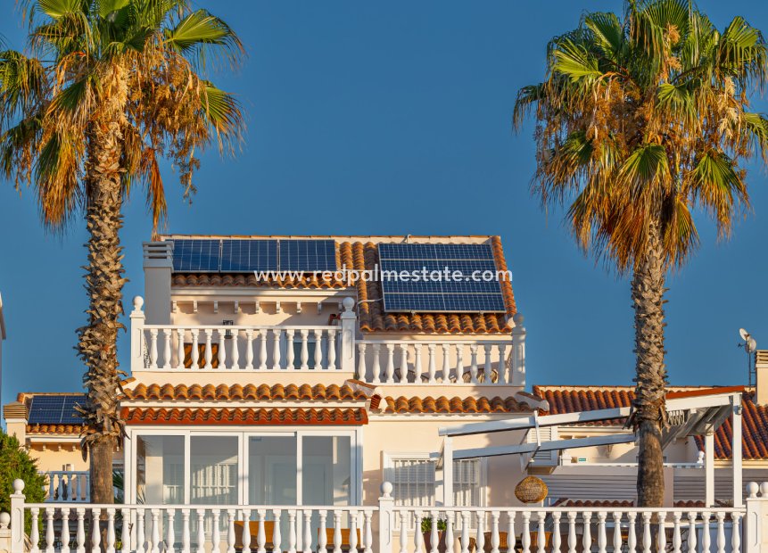 Herverkoop - Villa -
Torrevieja - Costa Blanca