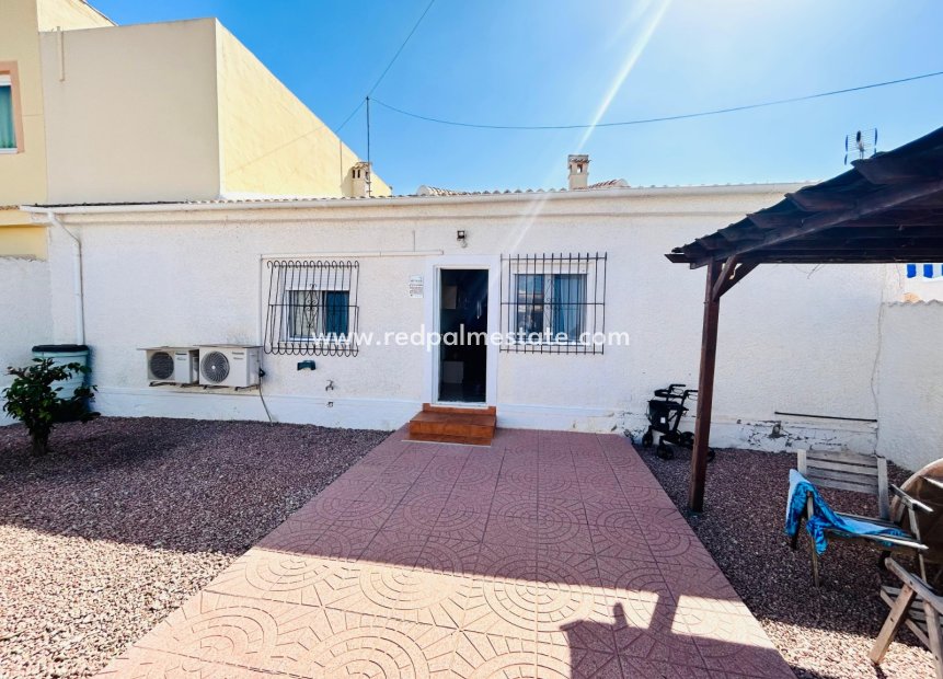 Herverkoop - Villa -
Torrevieja - Costa Blanca