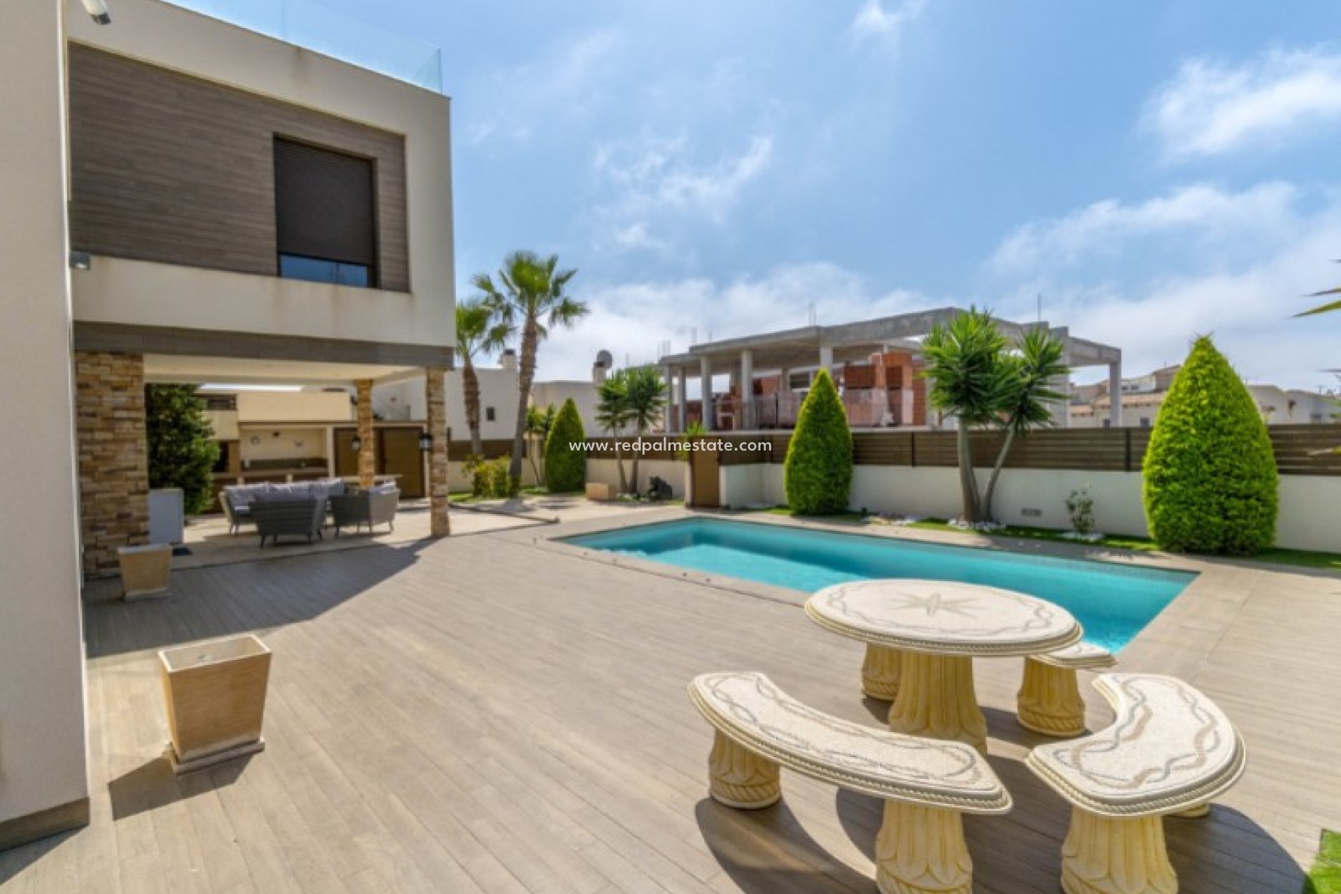 Herverkoop - Villa -
Torrevieja - Costa Blanca