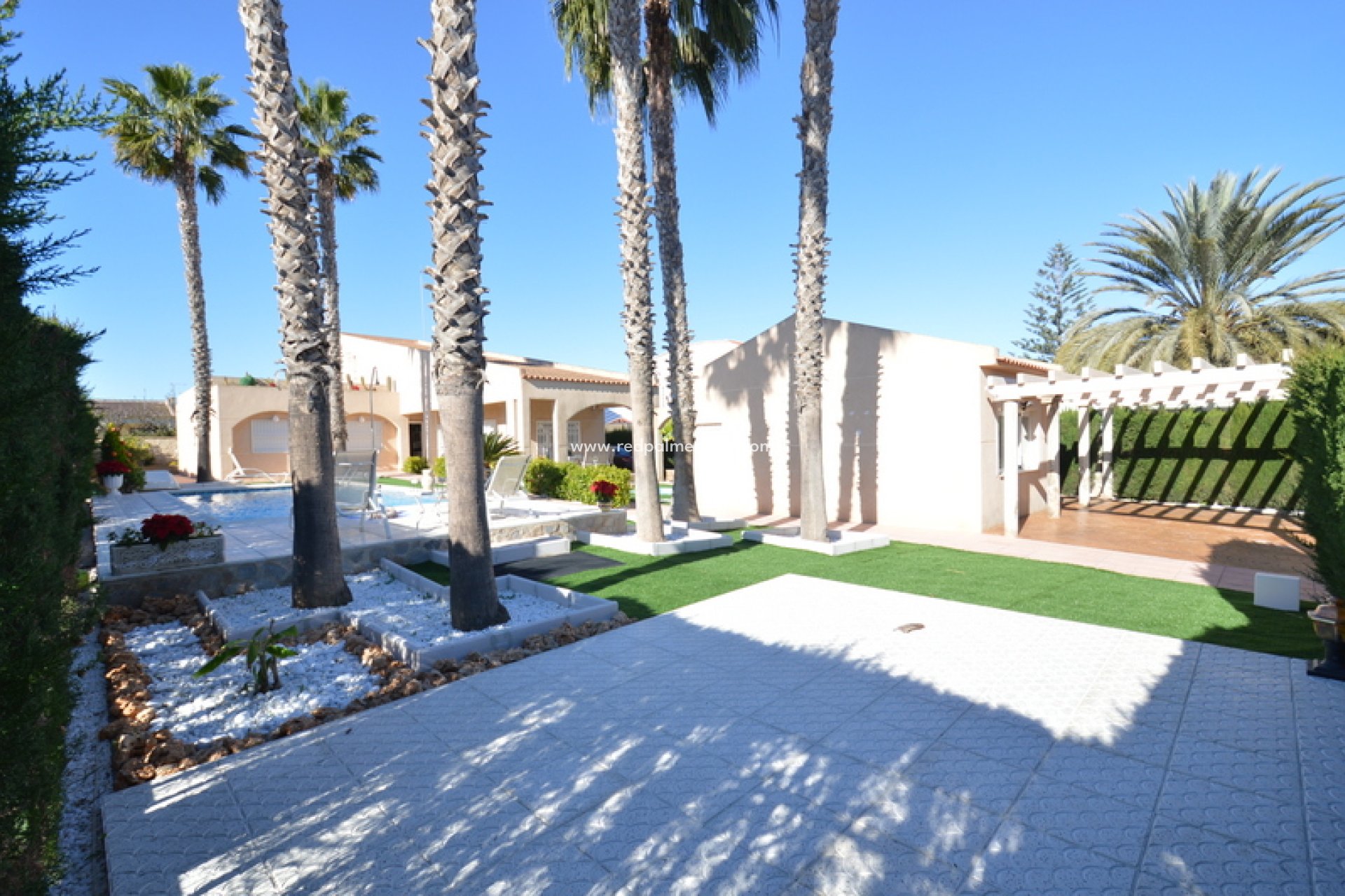 Herverkoop - Villa -
Torrevieja - Costa Blanca