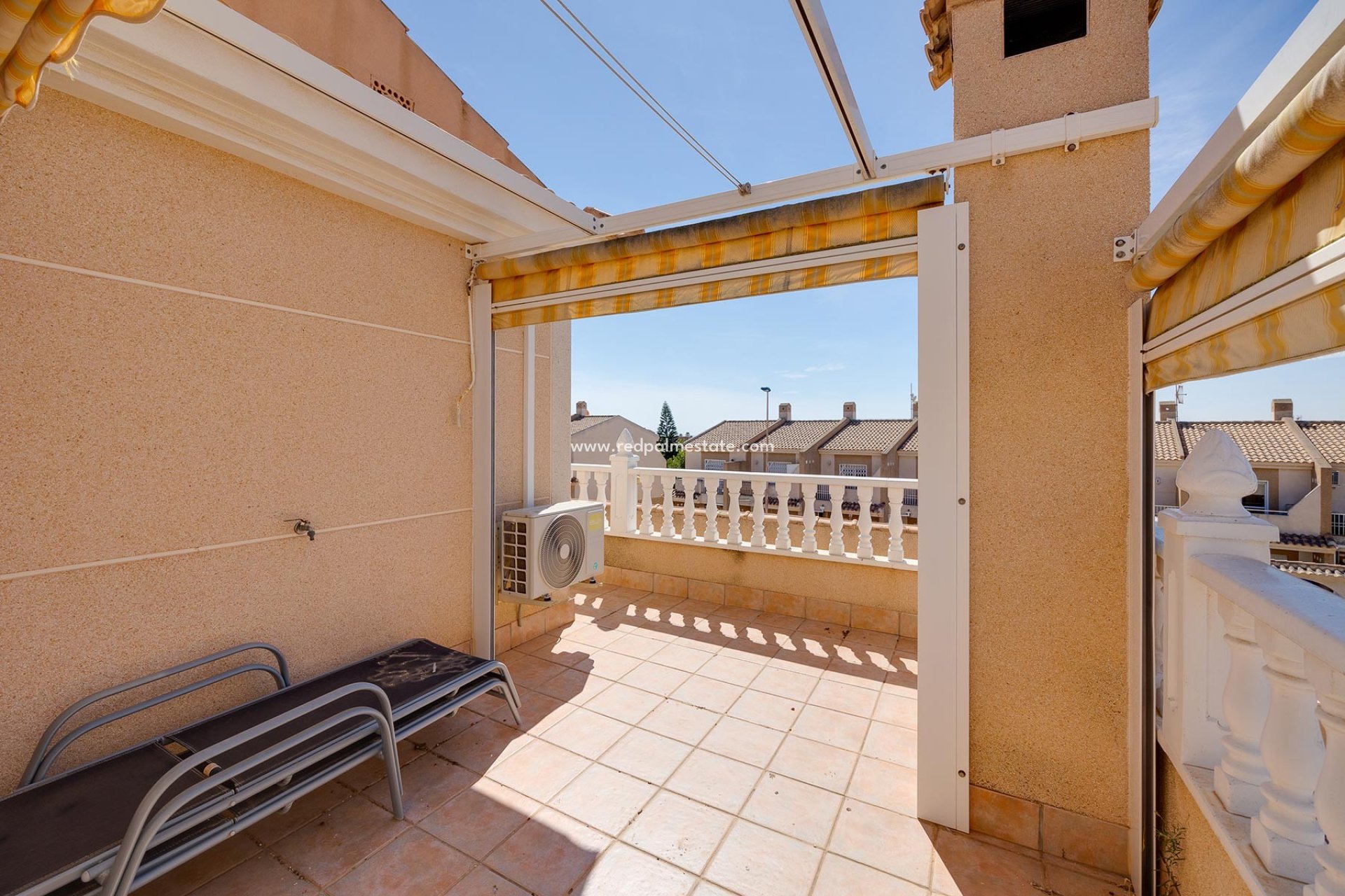 Herverkoop - Villa -
Torrevieja - Costa Blanca