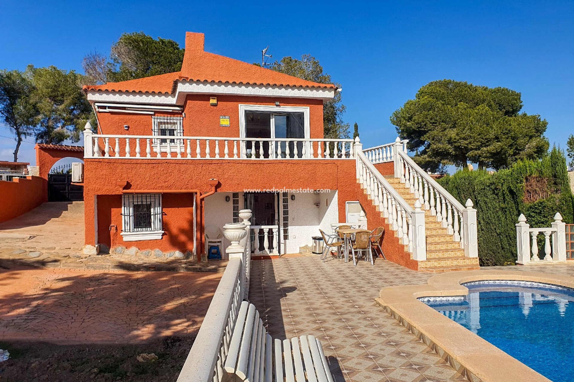 Herverkoop - Villa -
Torrevieja - Costa Blanca