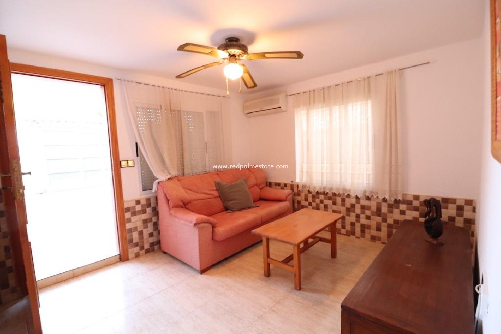 Herverkoop - Villa -
Torrevieja - Los Balcones