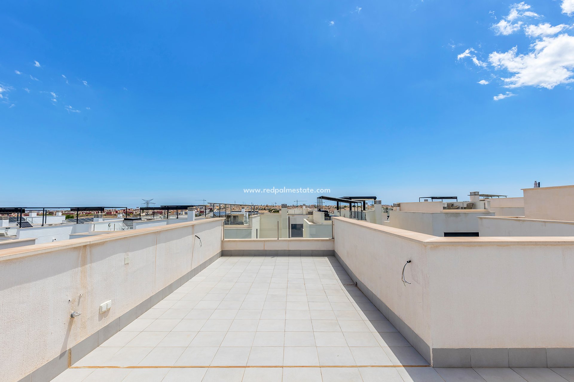 Herverkoop - Villa -
Torrevieja - Pau 26