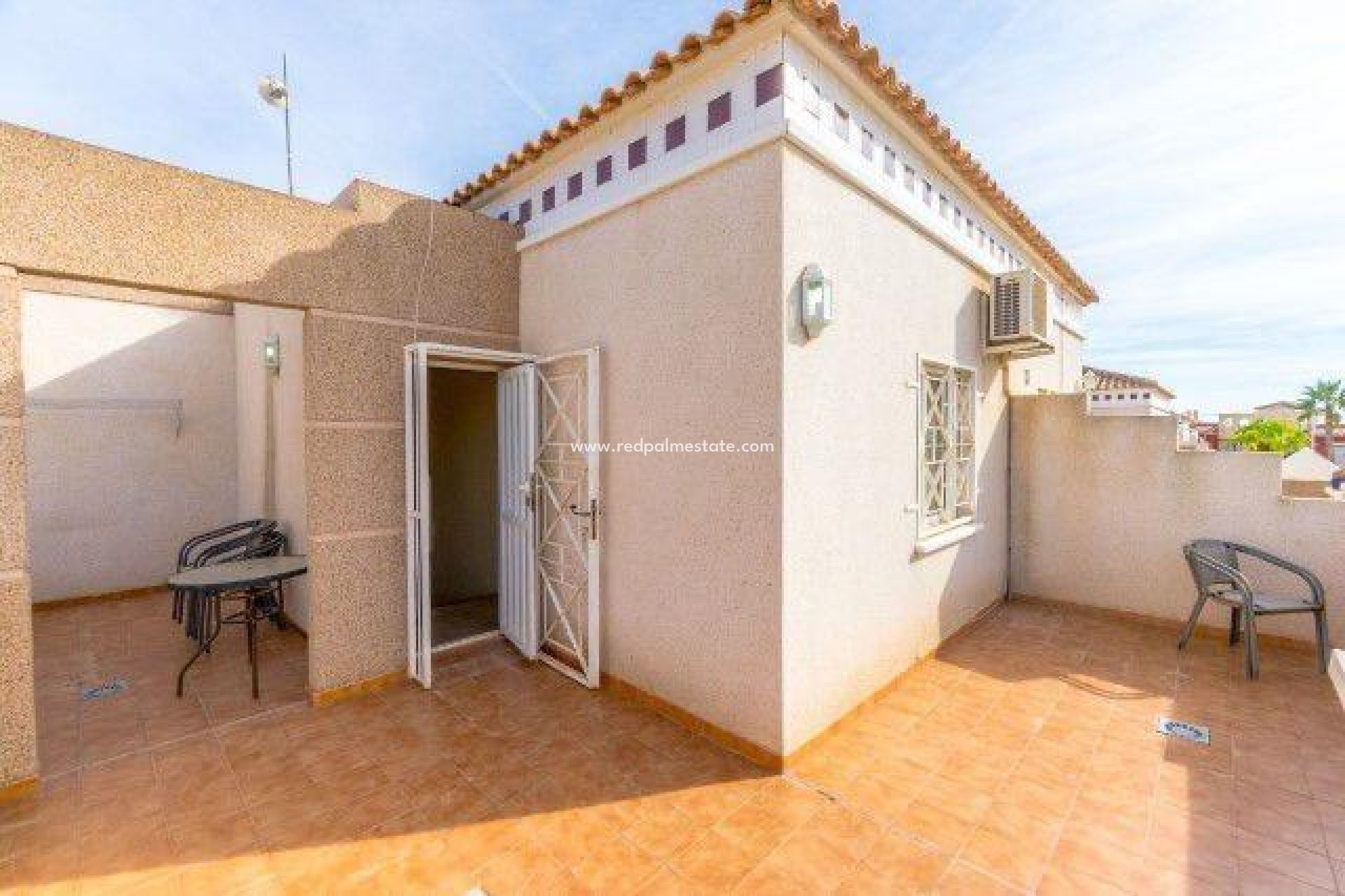 Herverkoop - Villa -
Torrevieja - Torreblanca