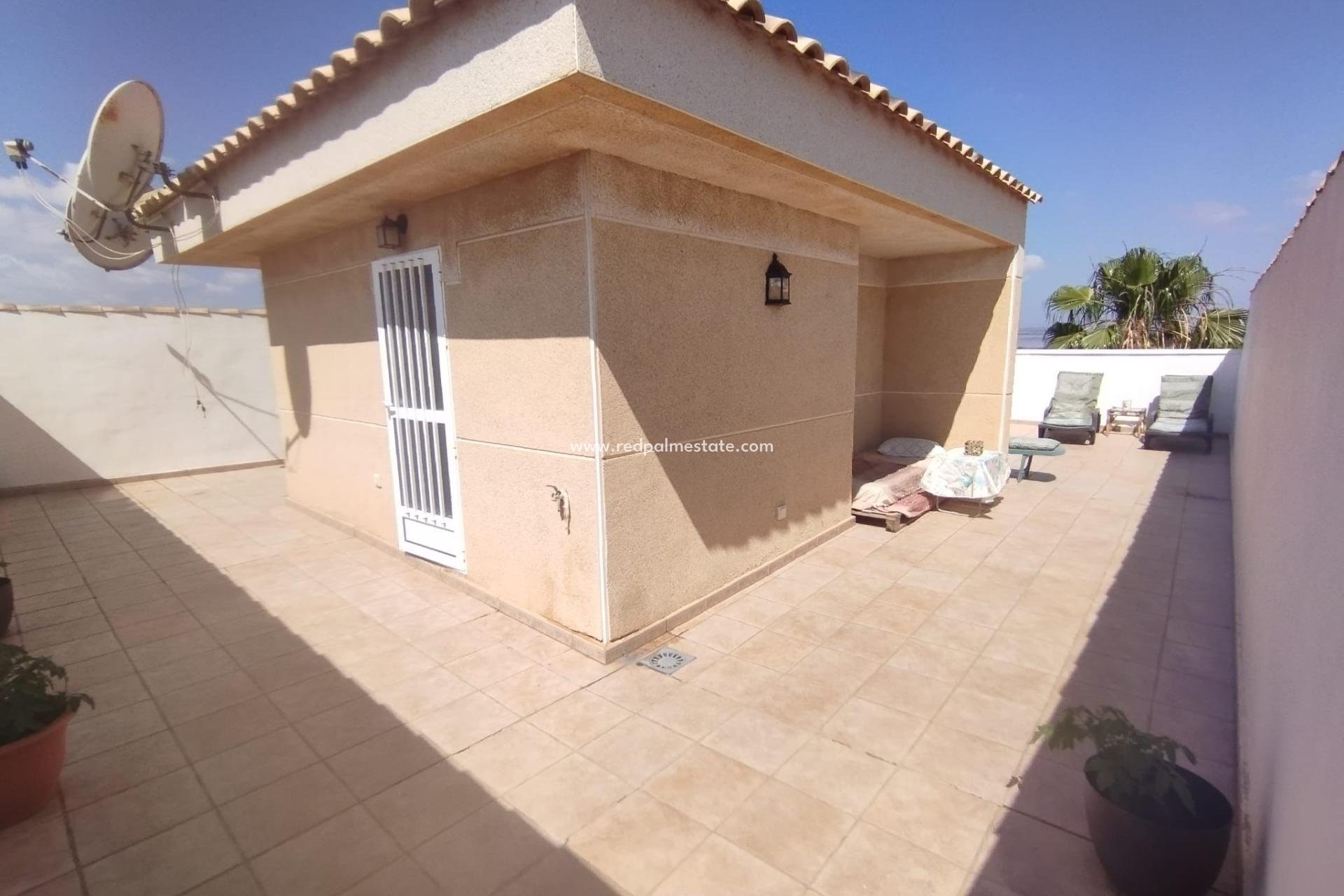 Herverkoop - Villa -
Torrevieja - Torreta florida