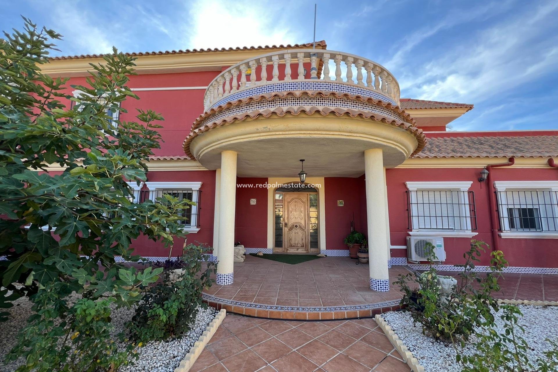 Herverkoop - Villa -
Torrevieja - Torreta