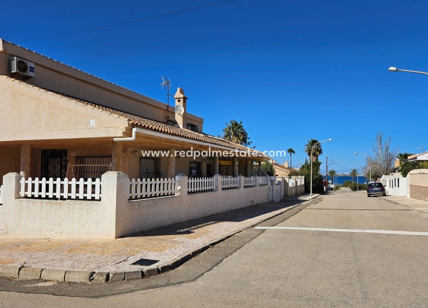 Herverkoop - Vrijstaande villa -
MAR DE CRISTAL - Costa Calida