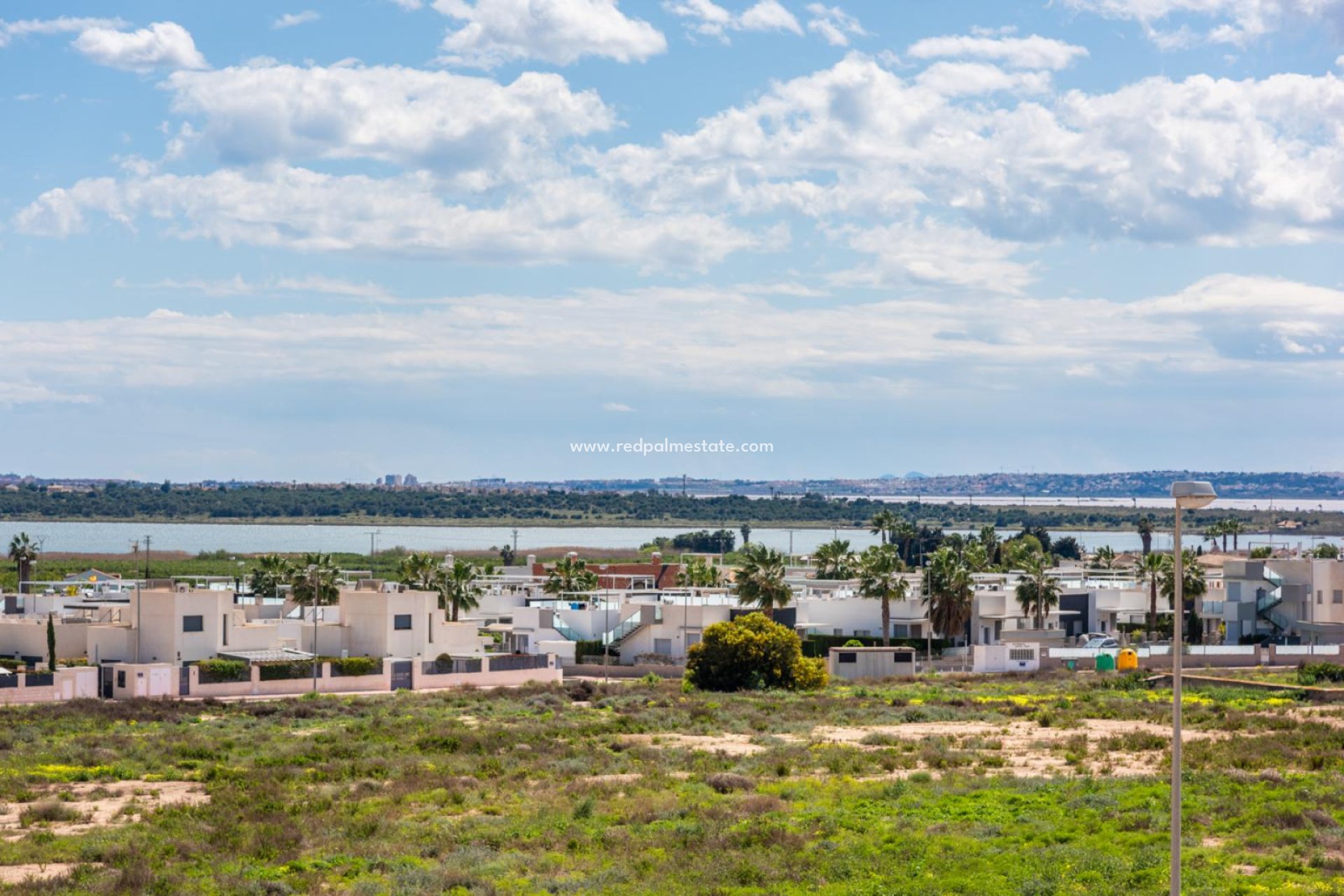 Herverkoop - Vrijstaande villa -
Montesinos - Los Montesinos