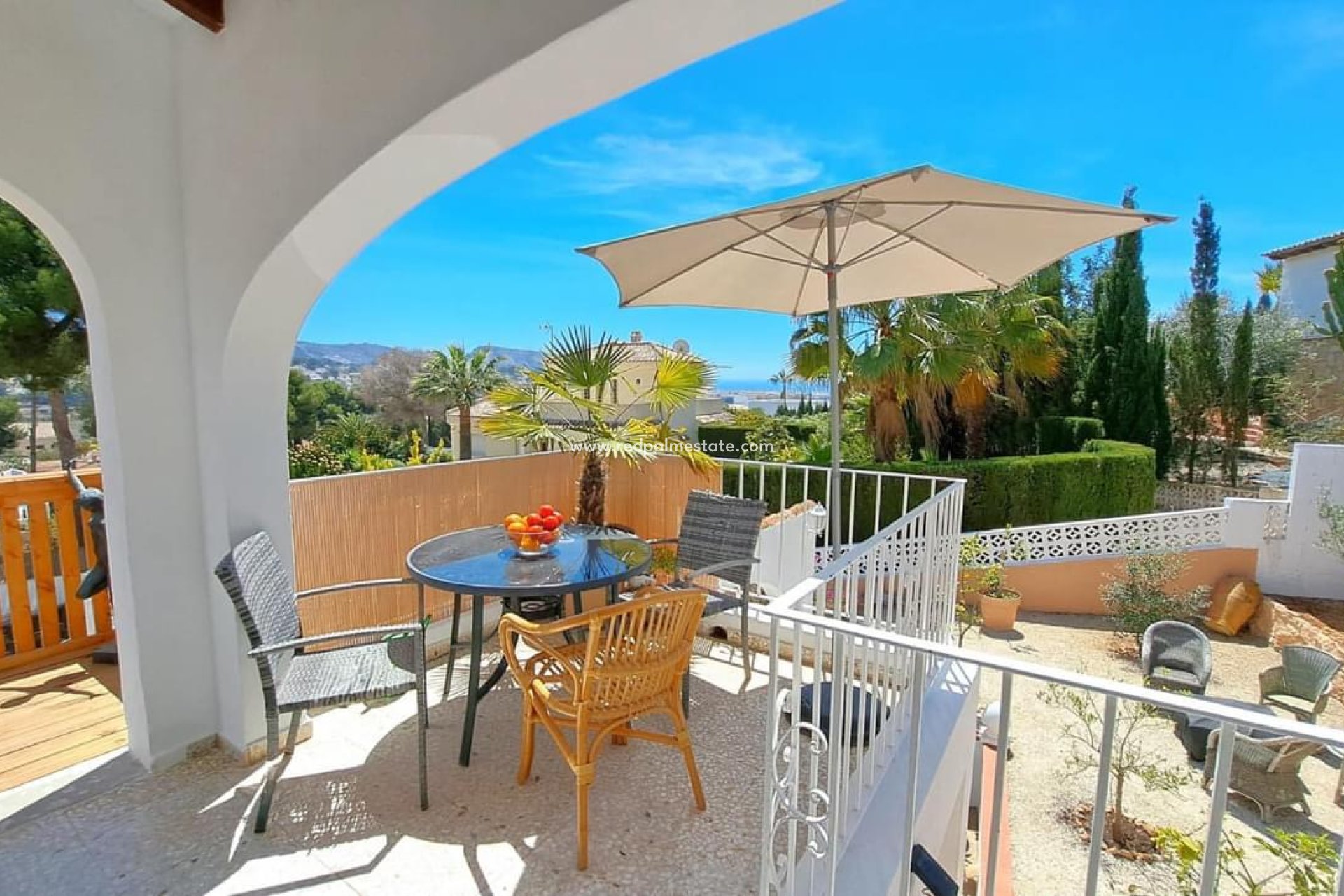 Herverkoop - Vrijstaande villa -
Moraira - Costa Blanca