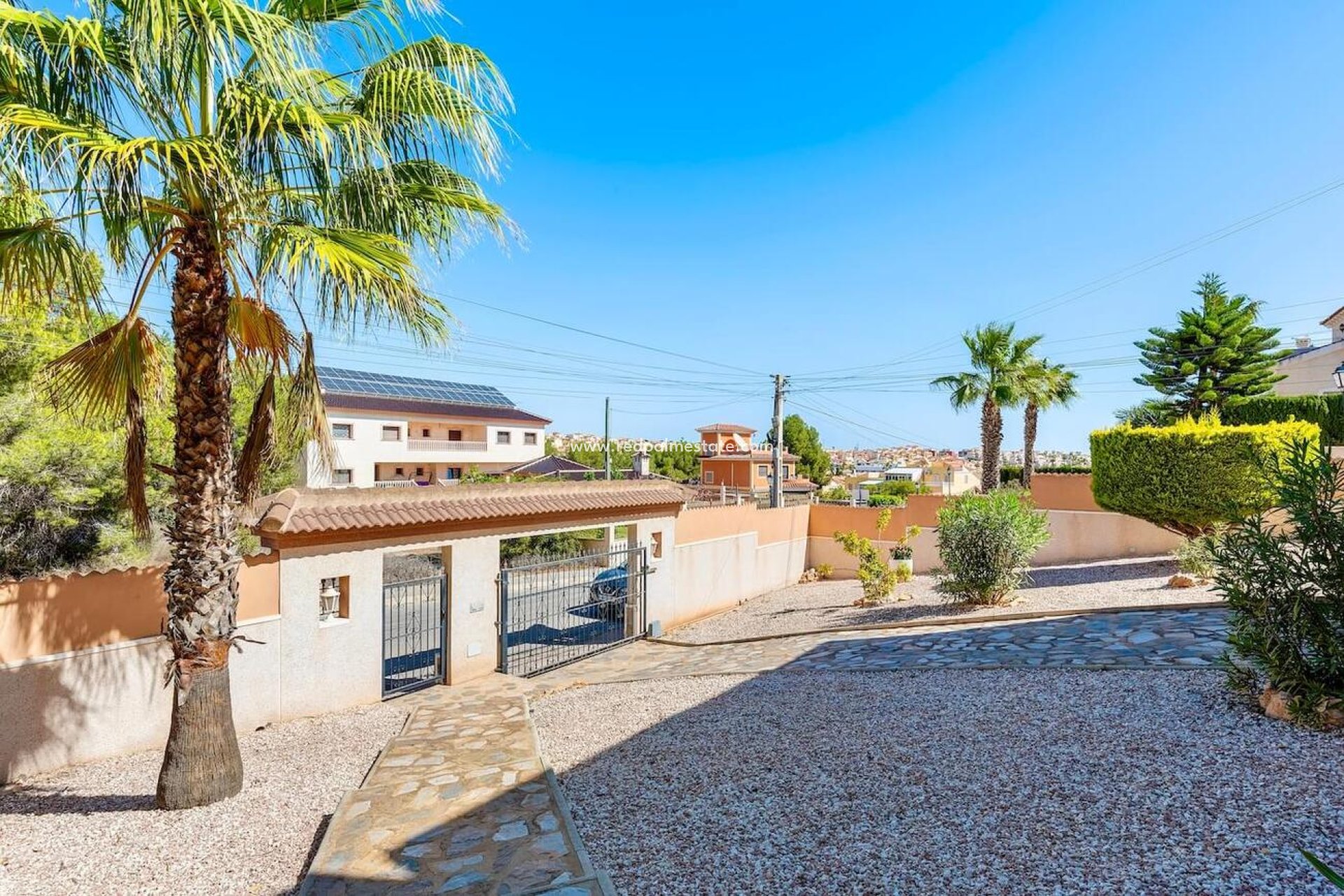 Herverkoop - Vrijstaande villa -
Orihuela Costa - Las Filipinas