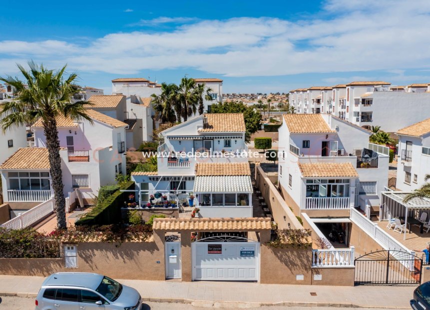 Herverkoop - Vrijstaande villa -
Orihuela Costa - Punta Prima