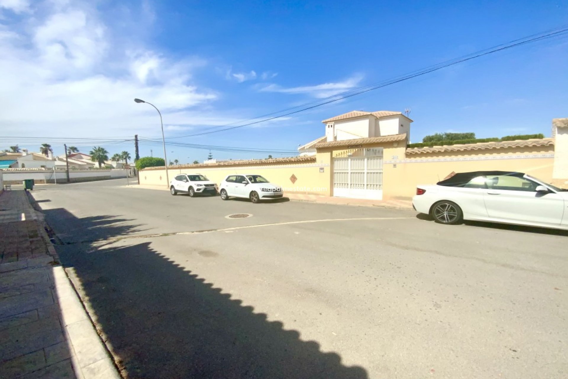 Herverkoop - Vrijstaande villa -
Torrevieja - El Chaparral