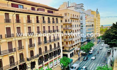 Lägenhet - Återförsäljning - Alicante - Plaza De Toros - Mercado Central