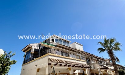 Lägenhet - Återförsäljning -
            Orihuela Costa - MR2-15349