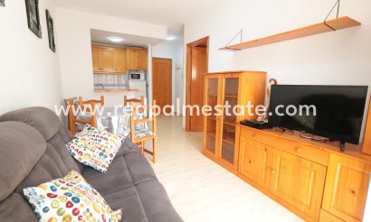 Lägenhet - Återförsäljning - Torrevieja -
                Acequión