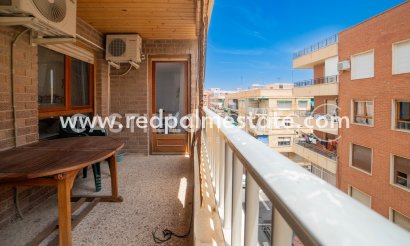 Lägenhet - Återförsäljning - Torrevieja - El Acequión - Los Náufragos