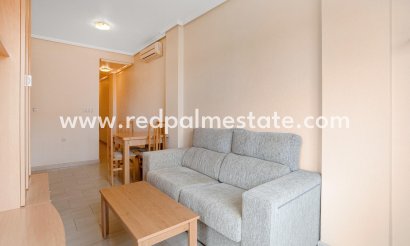 Lägenhet - Återförsäljning -
            Torrevieja - GI-73692