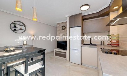 Lägenhet - Återförsäljning -
            Torrevieja - HL-93609