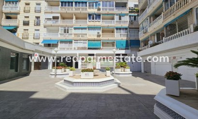Lägenhet - Återförsäljning - Torrevieja - Playa de los Locos