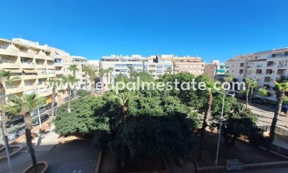 Lägenhet - Återförsäljning - Torrevieja - Playa del Cura