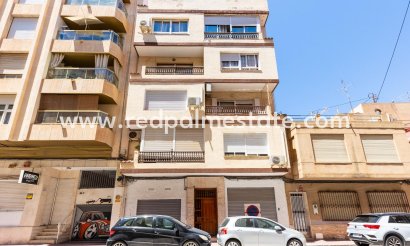 Lägenhet - Återförsäljning - Torrevieja - Puerto Deportivo