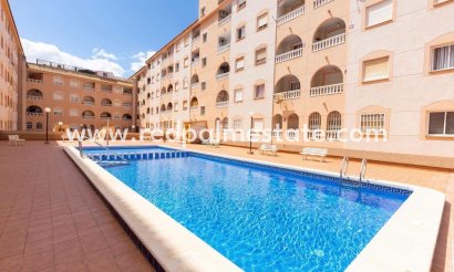 Lägenhet - Återförsäljning - Torrevieja - Torrevieja