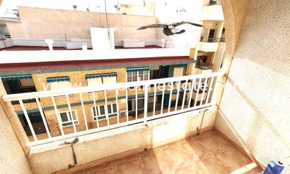 Lägenheter - Återförsäljning - Torrevieja - Playa del Cura