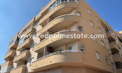 Lägenheter - Återförsäljning - Torrevieja - Playa del Cura