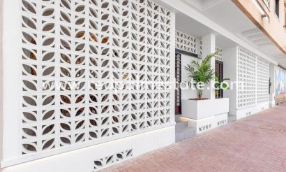 Lägenheter - Nybyggnation - Torrevieja - Playa Los Naufragos