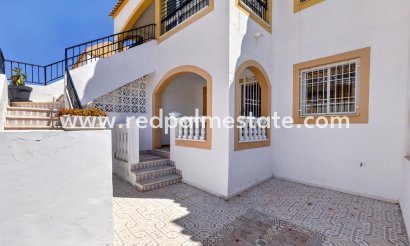 Leilighet - Videresalg - Torrevieja - La Siesta - El Salado -  Torreta