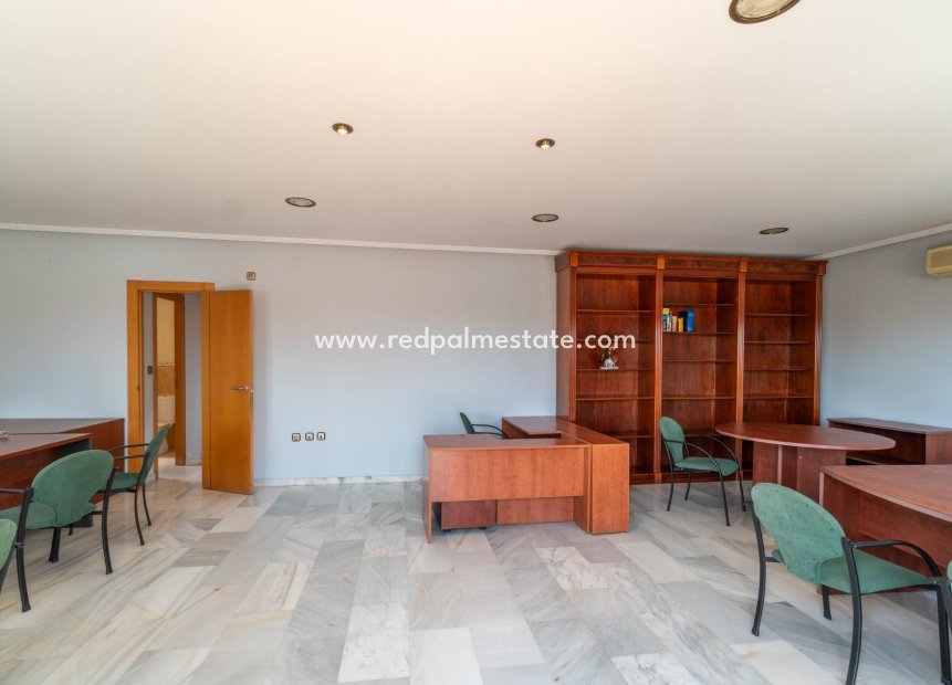 Long Term Rental - Business -
Orihuela Costa - Villamartín