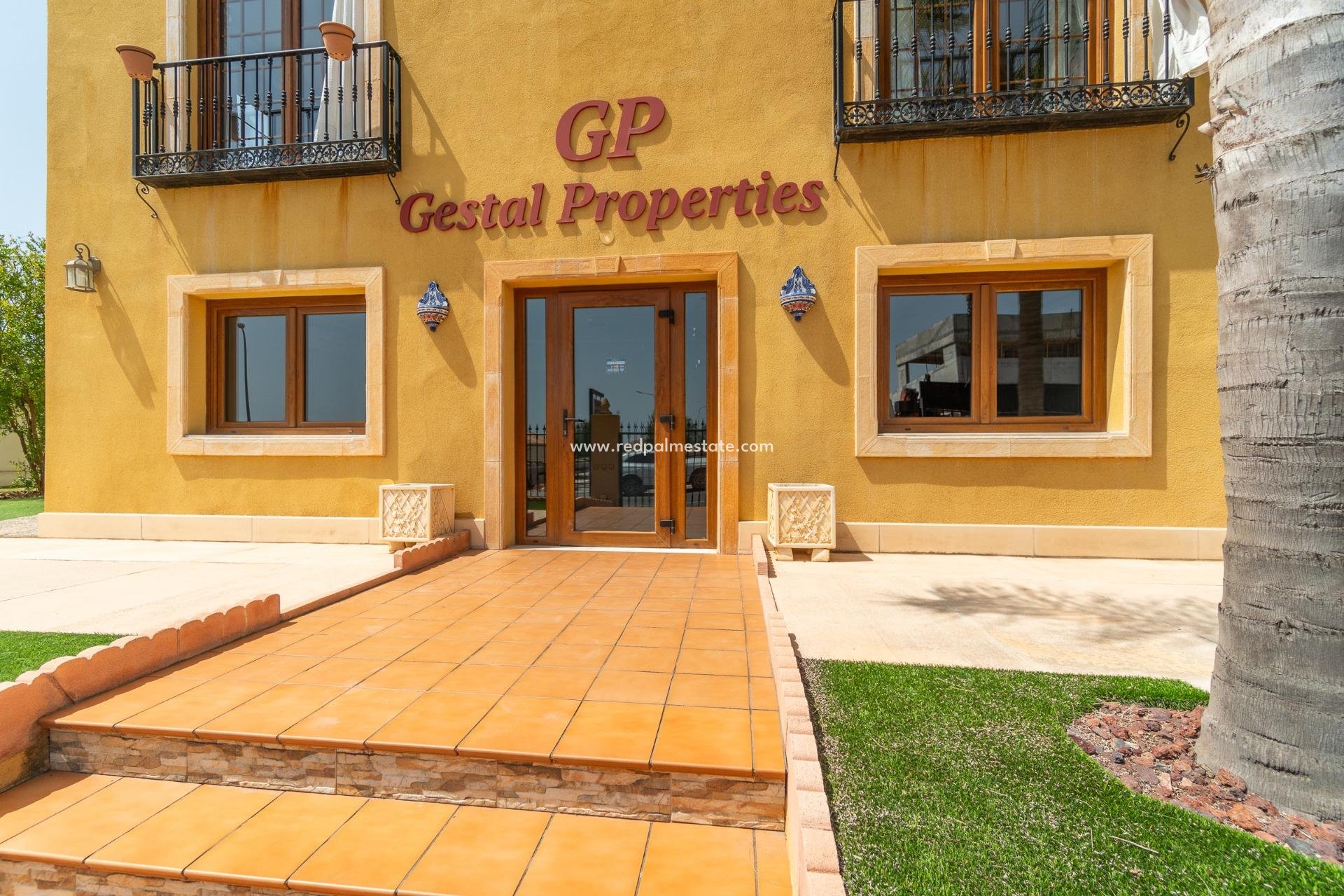 Long Term Rental - Business -
Orihuela Costa - Villamartín