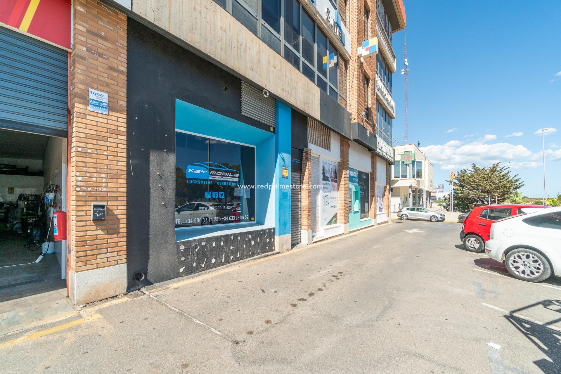 Long Term Rental - Commercial Unit -
Orihuela Costa - Playa Flamenca