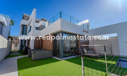 Maison de ville - Revente -
            Benijofar - IN-62108