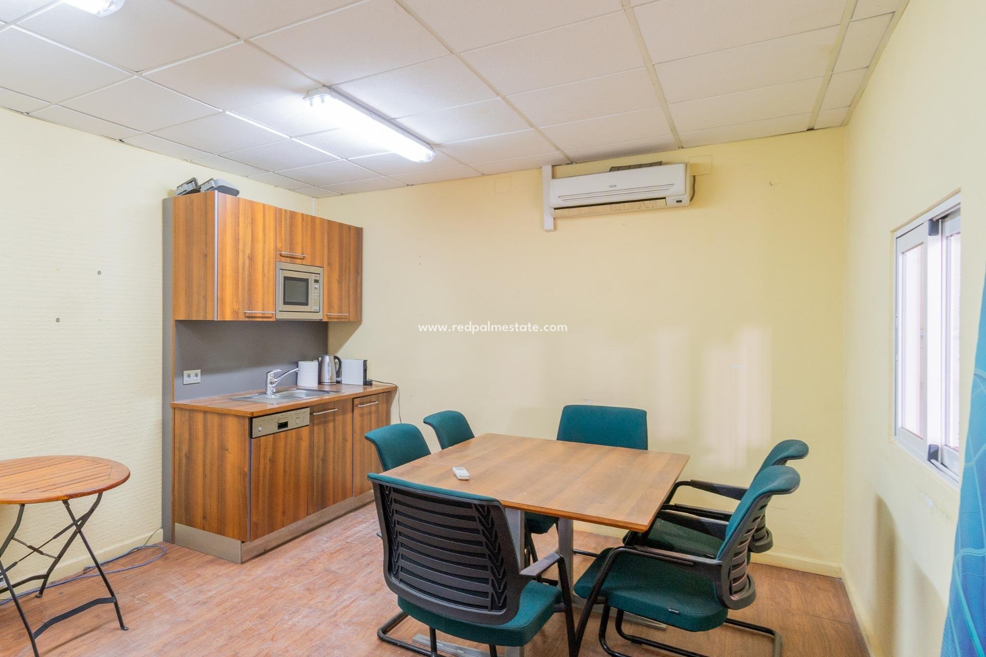  - Negocio -
Pilar de la Horadada - Polígono industrial Cañada de Práez