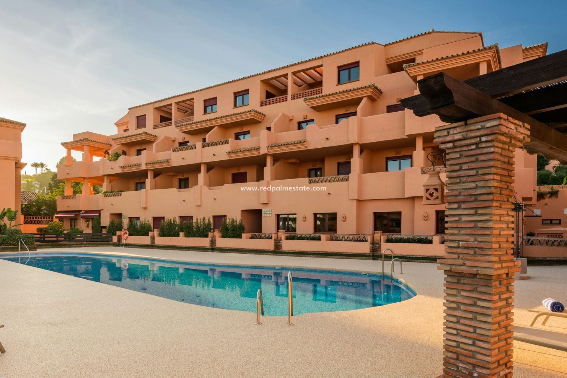 New Build - Apartment -
Benahavís