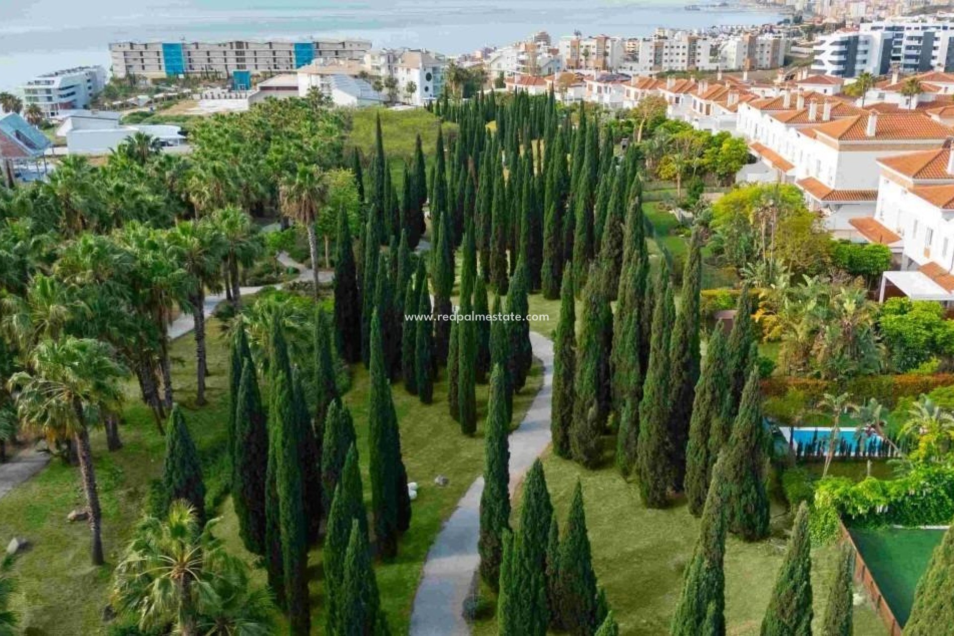 New Build - Apartment -
Fuengirola - Higueron