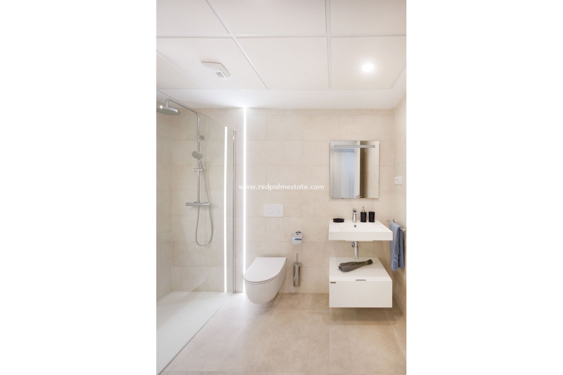 New Build - Apartment -
Fuengirola